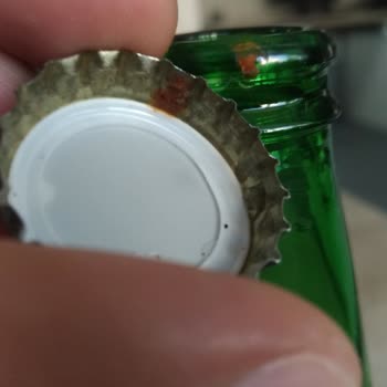 Beypazarı Maden Suyunda Kapakta Ve Şişe Ağzında Pas Oluşumu