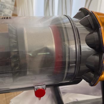 Dyson V12 Süpürgede Kronik Gövde Sorunu Ve Yetersiz Müşteri Desteği