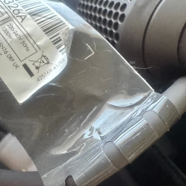 Servisten Gelen Cihazda Yabancı Saçlar Ve Devam Eden Arıza Şoku