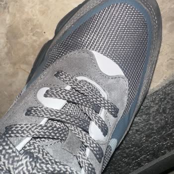 Ayakkabı İadesinde Uzun Bekleme Ve İlgisizlik Mağduriyeti