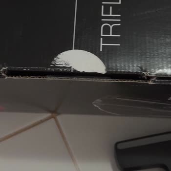 Çift Bataryalı Süpürge Tek Batarya İle Eksik Teslim Edildi