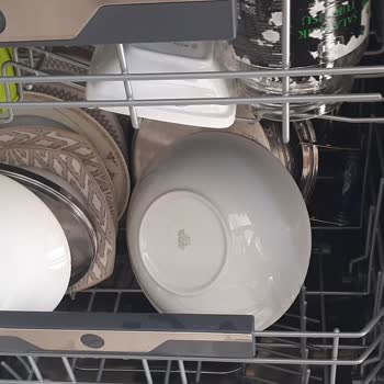 Bulaşık Makinesinde Deterjan Kalıntısı Ve Yetersiz Servis Desteği