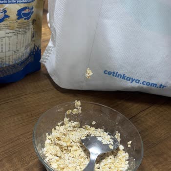 Yulaf Ezmesinden Uzun Siyah Saç Çıktı Hijyen Sorunu Yaşadım