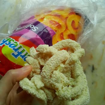 Soğan Halkalarının Parçalanmış Ve Birbirine Yapışık Çıkması