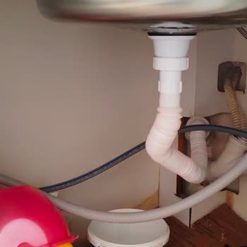 Bosch Servisi Kurulumda Zorunlu Hortum Satışı Ve Garanti Tehdidiyle Mağduriyet