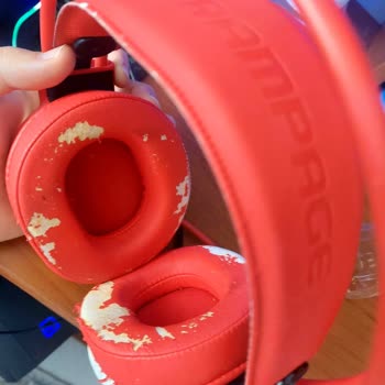 Kulaklıkta Soyulma Ve Kullanım Konforu Sorunu