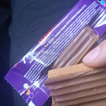 Aldığım Çikolatanın İçinden Kıl Çıktı Hijyen Endişesi Yaşıyorum