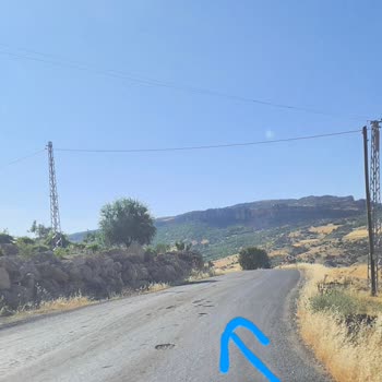 Karayolları Genel Müdürlüğü Yıllardır Bozuk Yol Araçlara Zarar Veriyor Çözüm Bekliyoruz