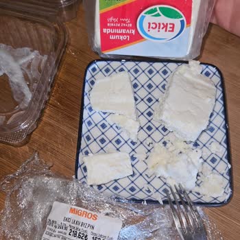 Eksik Ve Karışık Peynir Siparişi, Sorumsuz Mağaza Yönetimi