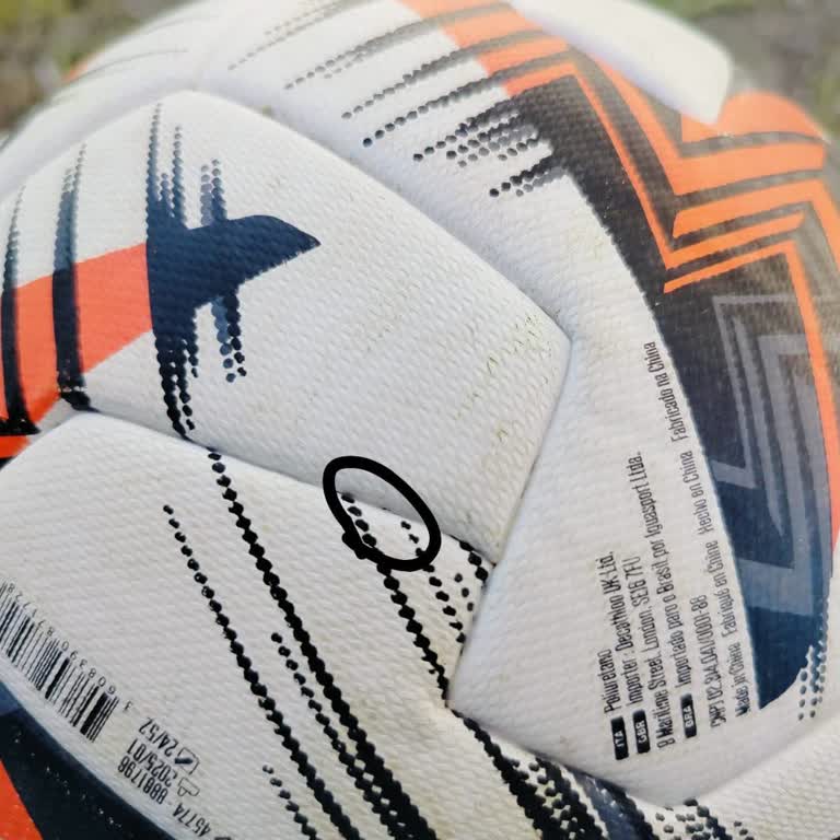 Yeni Alınan UEFA Avrupa Topu 1 Günde Patladı, Geri Dönüş Bekliyorum