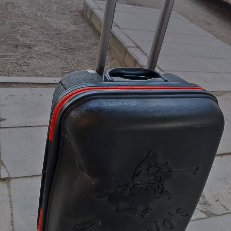 Has Ağrılı Turizm'de Kırılan Valizime Çözüm Bulunmadı