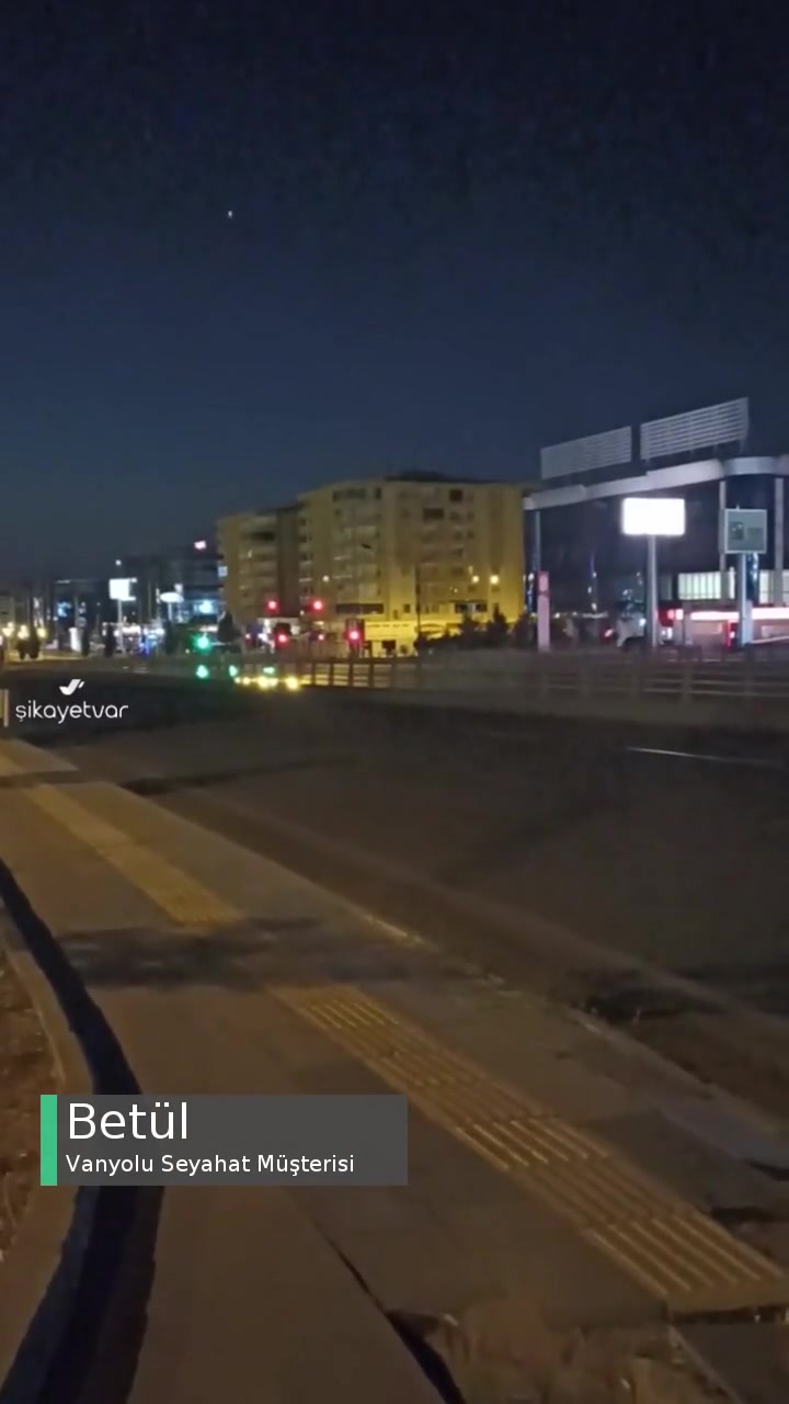 Vanyolu Seyahat Yolda İndirdi! videonun kapak resmi