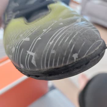 Bir Ayda Deforme Olan Ayakkabı Ve İki Kez Reddedilen İnceleme