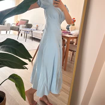 Kusurlu Elbise Ve Müşteri Hizmetlerine Ulaşılamıyor