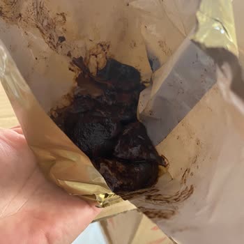 Erimiş Ürünler Ve İlgisiz Satıcı: 1350 TL'm Çöp Oldu!