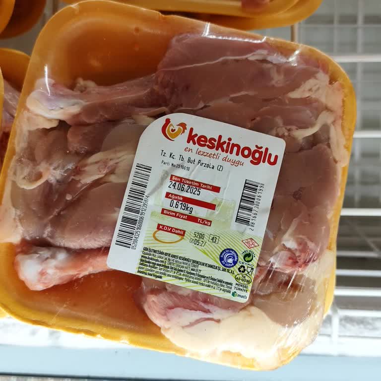 Şok Markette Son Kullanma Tarihi Sorunu Ve Dağınık Mağaza Deneyimi