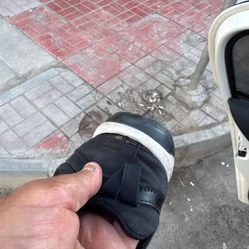 Adidas Mağazasından Aldığım Ayakkabının Yerine Farklı Ve Deforme Bir Ürün Teslim Edildi