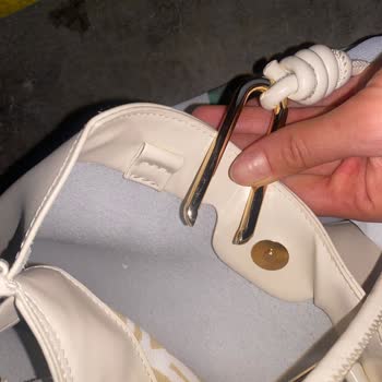 Aldığım Çantanın Kulpu Sürekli Koptu, Garanti Süreci Ve Müşteri Hizmeti Yetersiz