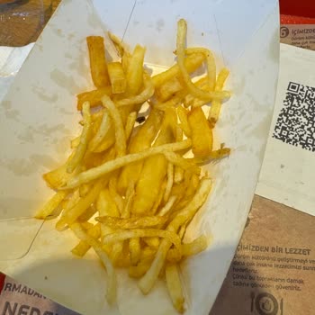 Dürümle Siparişte Sert Lavaş Ve Yanlış Patates Gönderimi Hayal Kırıklığı Yarattı