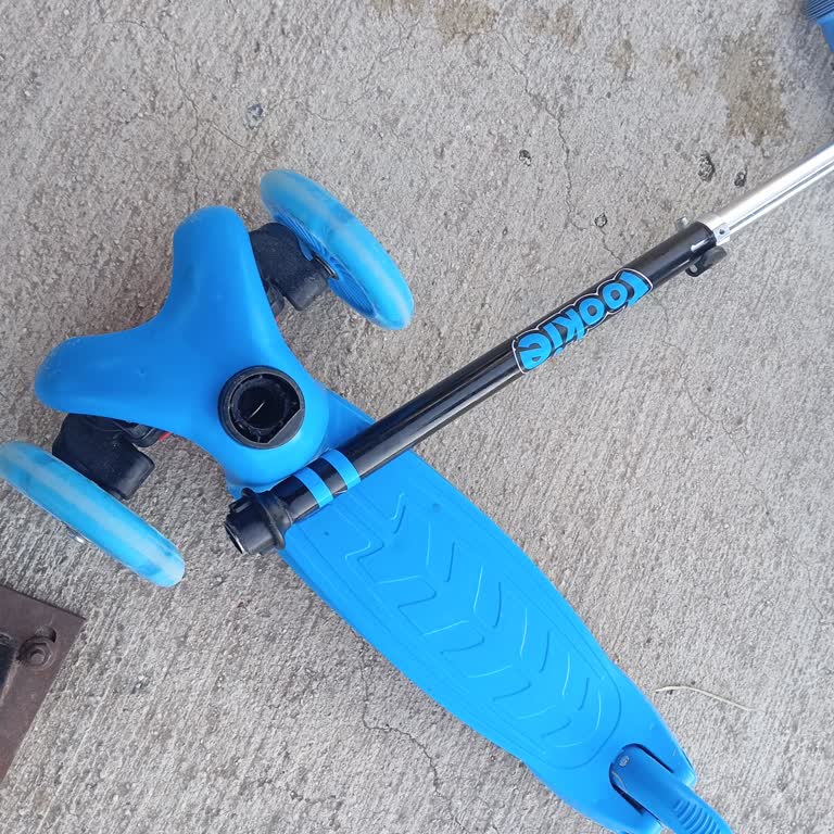 BİM'den Aldığım Ürün Kısa Sürede Kırıldı, Hayal Kırıklığı Yaşadık