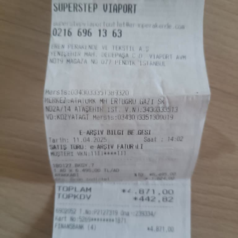 Skechers Ayakkabı Sürekli Yara Yaptı Mağaza Sorumluluğu Kabul Etmiyor