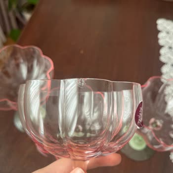 Kırık Gelen Ürünler Ve Müşteri Hizmetlerine Ulaşamama Sorunu