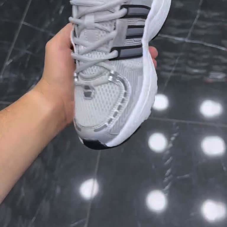 Instagramdan Alınan Ayakkabı Sahte Ve İade Yapılamıyor