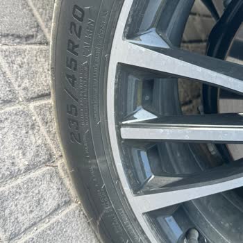 Sıfır Audi'de Beklenmedik Gürültü Ve Konfor Sorunu