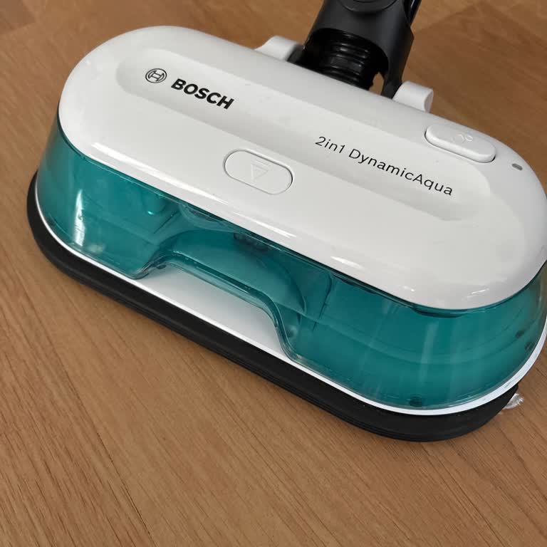 Yeni Alınan Süpürgede Beklenmedik Su Haznesi Sorunu Ve Acil Çözüm Talebi