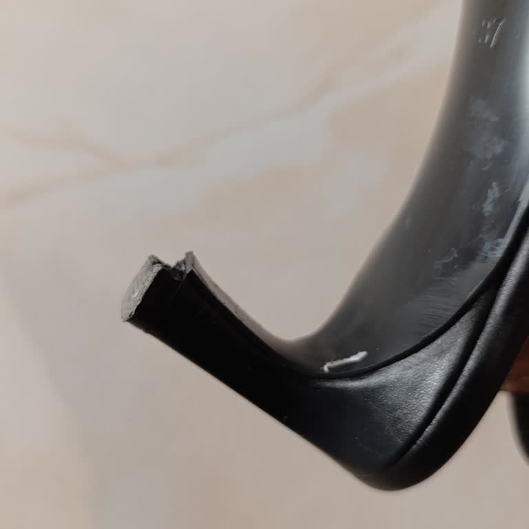 Bir Haftada Topuğu Kırılan Ayakkabı İçin Değişim Reddi