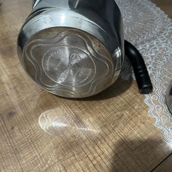 Garanti Devam Ederken Çaydanlıkta Sararma Ve Kulp Sorununa Çözüm Bulamıyorum