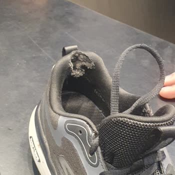 Skechers'dan Alınan Üründe Hızlı Yıpranma Ve Yetersiz Müşteri Desteği