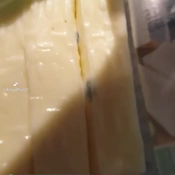 Çağdaş Marketler Tarihi Geçmemiş Olan Küflü Peynir!