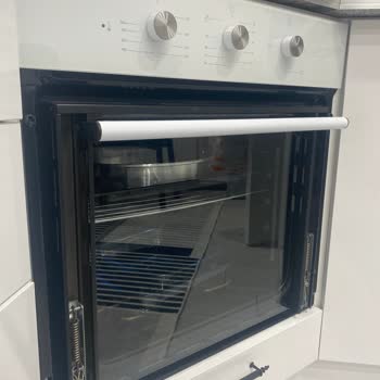 Garanti Kapsamında Fırın Camı Değişimi Yapılmıyor, Başvurulara Cevap Alınamıyor