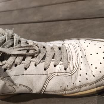 Aldığım Nike Ayakkabı Kısa Sürede Yırtıldı Ve Mağaza İlgisiz Davrandı