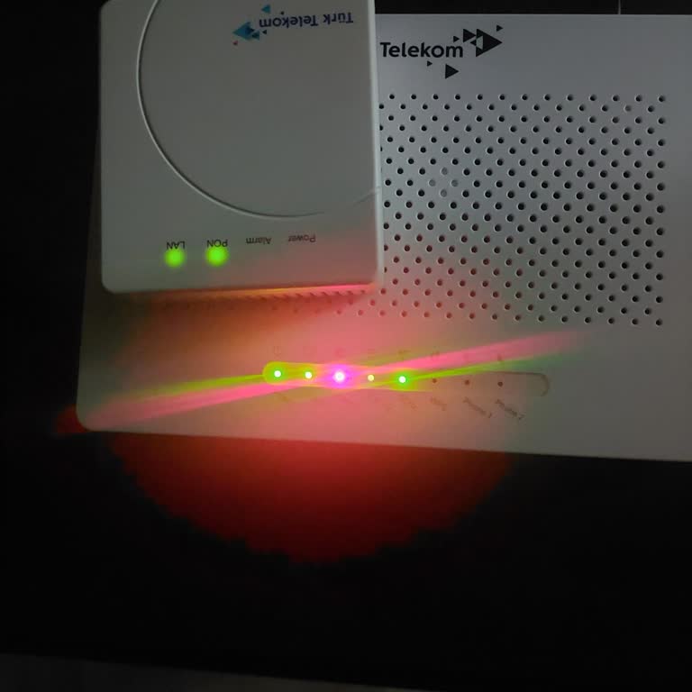 Gece Boyunca Süren İnternet Kesintisi Ve Müşteri Hizmetlerine Ulaşılamıyor