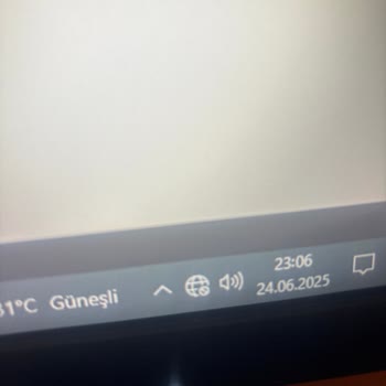 Her Gün Kesilen İnternet Ve Çözüm Bulunamaması
