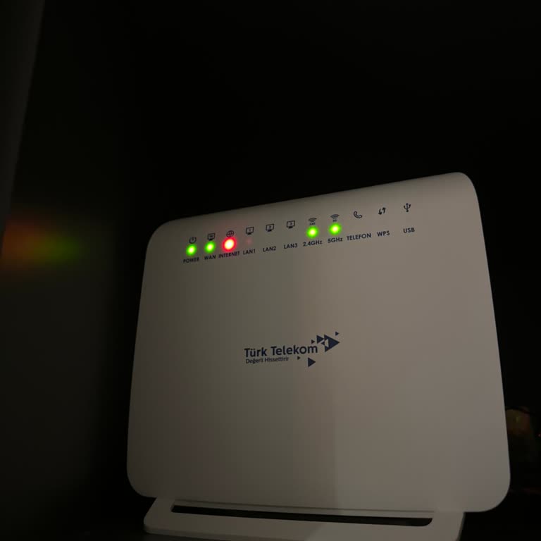 Yeni Abonelikte Sürekli İnternet Kesintisi Ve Ulaşılamayan Müşteri Hizmetleri