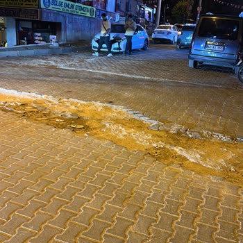 Mardin Artuklu'da Yol Sorunu Esnafı Mağdur Ediyor