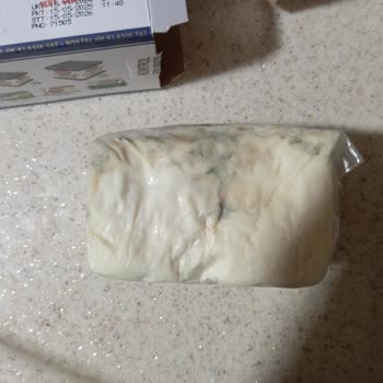 Peysan Peynirde Bozulma Şoku: Son Kullanma Tarihi Geçmemişti!