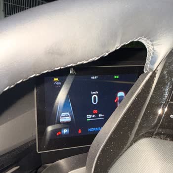 Sixt Gece Yarısı Yolda Kalan Araç Ve Yetersiz Destek Deneyimi