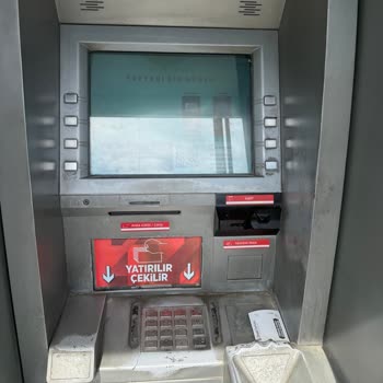 ATM Arızası Sonrası 25 Gündür İade Edilmeyen Para Ve İlgisiz Müşteri Hizmetleri