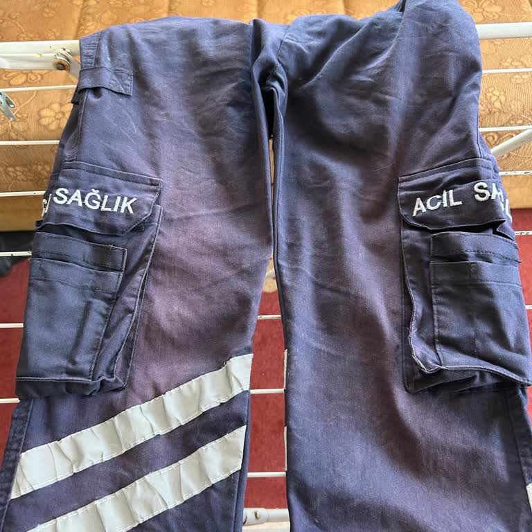 Yüksek Fiyatlı Pantolonda Beklenmedik Kalite Sorunları