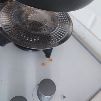 Tefal 6x Titanyum Tava Dibi Aniden Düştü Şaşkınlık Ve Mağduriyet