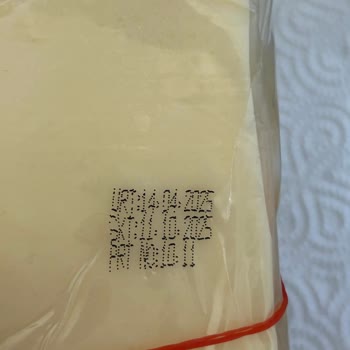 Tarım Kredi Kooperatif Market Kaşar Peynirinin İçinden Kıl Çıkması Nedeniyle Hijyen Endişesi