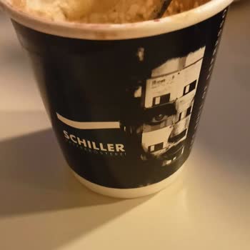 Schiller Kafe'de Yüksek Fiyat, Düşük Kalite Ve Eksik Hizmet Hayal Kırıklığı Yarattı