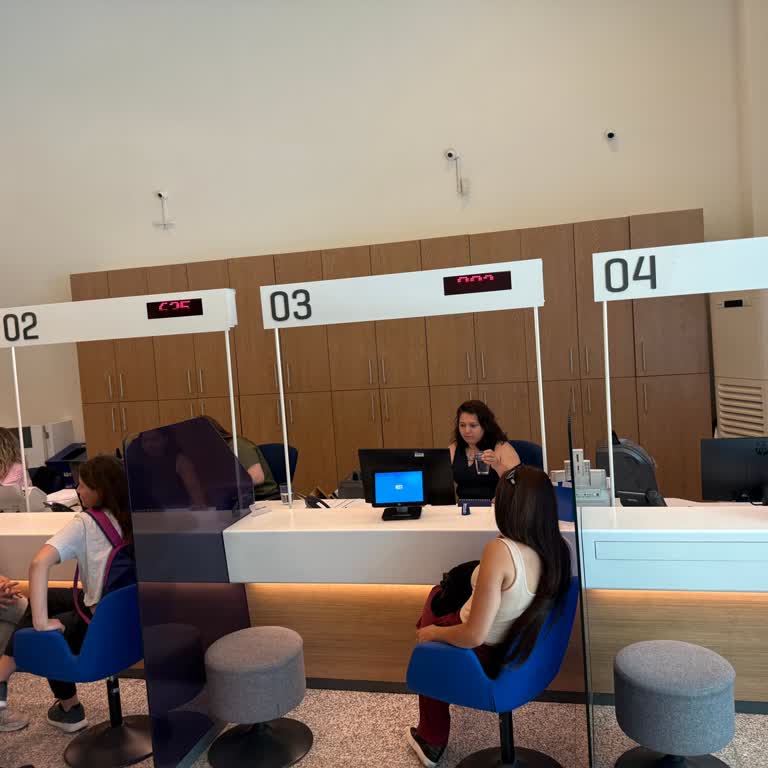 Ankara Meydan Şubesi Çalışanlarının İlgisizliği Ve Yavaşlığı