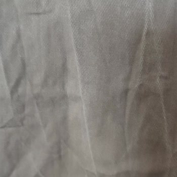 Yıkama Talimatına Uymama Rağmen Pantolonda Beyaz Çizgiler Oluştu