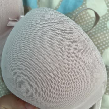 Penti Lotus Sütyenin Tül Kısmında Erken Yırtılma Ve Değişim Talebi