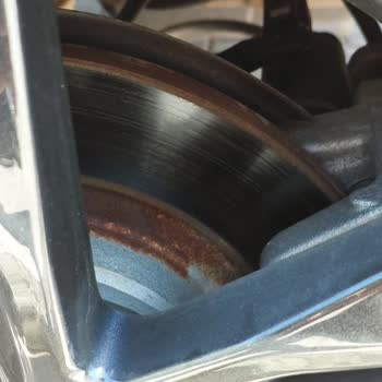 Peugeot 3008 Fren Disklerindeki Paslanma Sorunu Ve Garanti Kapsamında Çözüm Eksikliği